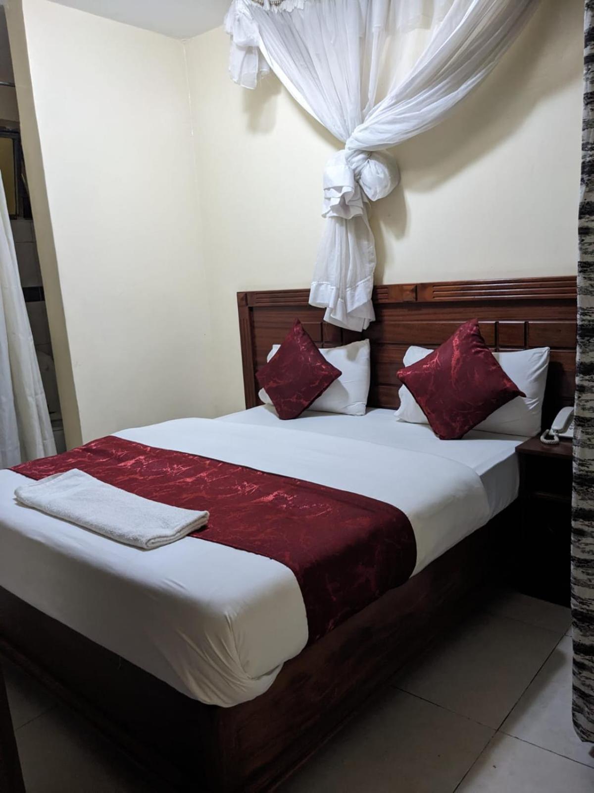 Epitome Times Hotel Nairobi Exterior foto